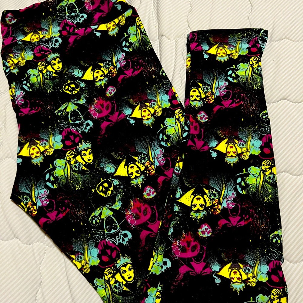 Lularoe TC Disney Maleficent w poison apple amazing I have 2 but I am keeping 1